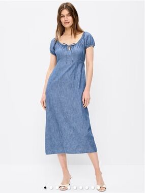 Old Navy Short-Sleeve Scoop-Neck Midi Dress